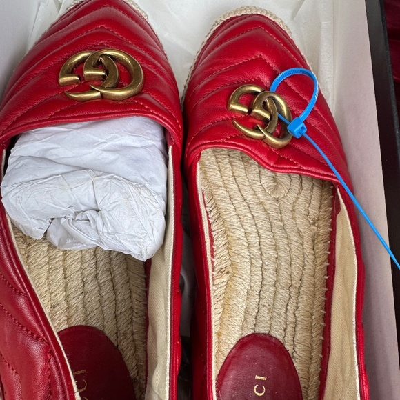 Authentic GUCCI shoes - Picture 1 of 6
